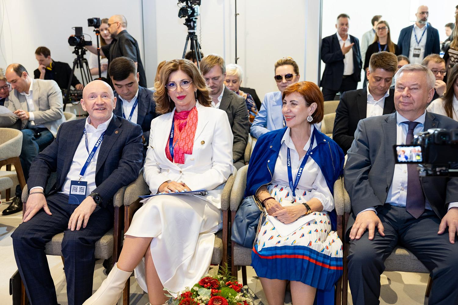 Золотой стандарт деловой журналистики: названы лауреаты московского регионального этапа конкурса «Экономическое возрождение России»