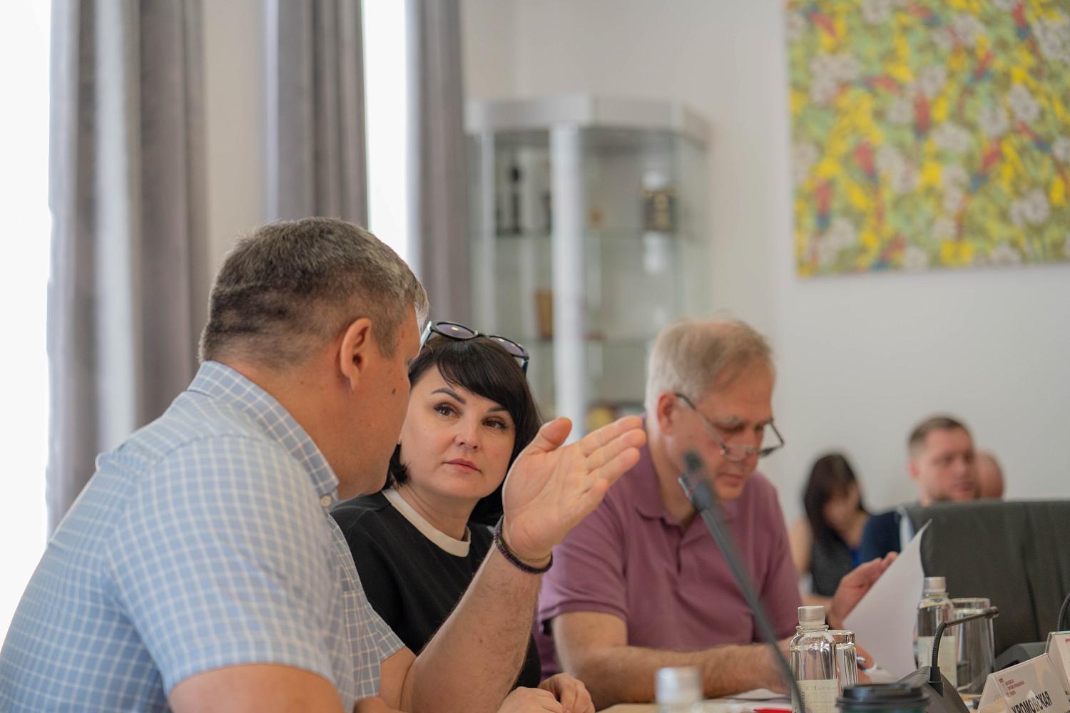 Эксперты обсудили пути решения проблем безопасности многоквартирных домов