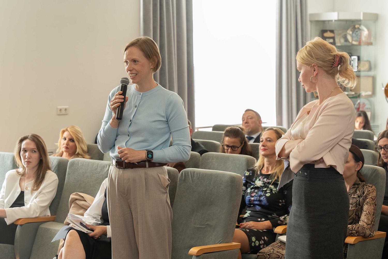 Эксперты обсудили санкции и контрсанкции как рамочные условия ведения бизнеса в Германии и России