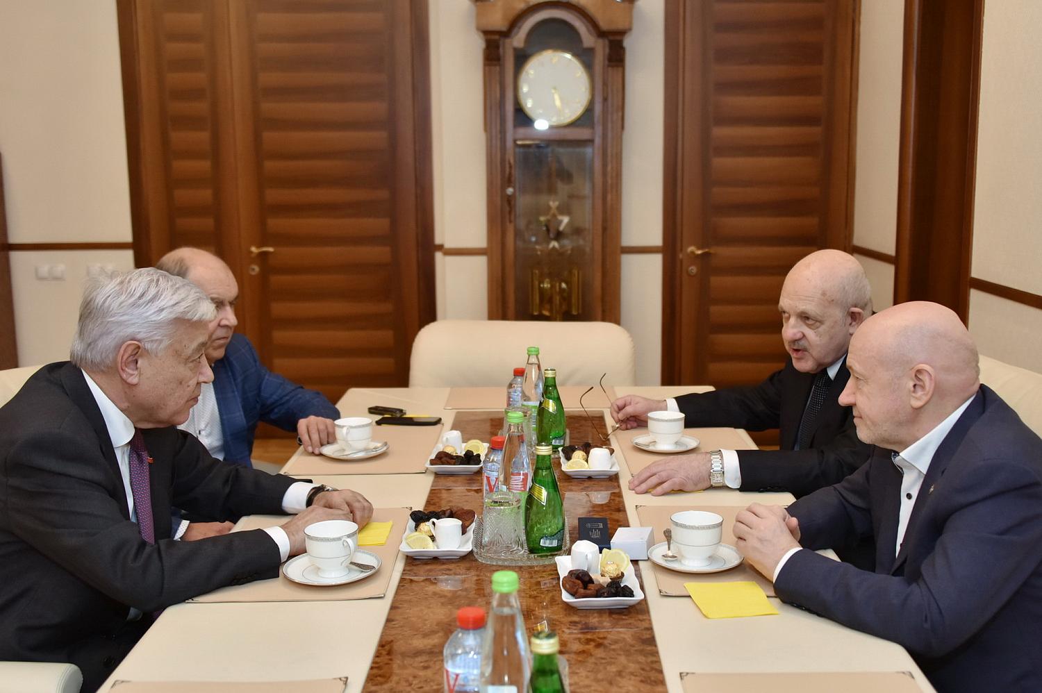 В ходе визита в Татарстан Владимир Платонов принял участие в стратегической сессии и провел ряд важных встреч 