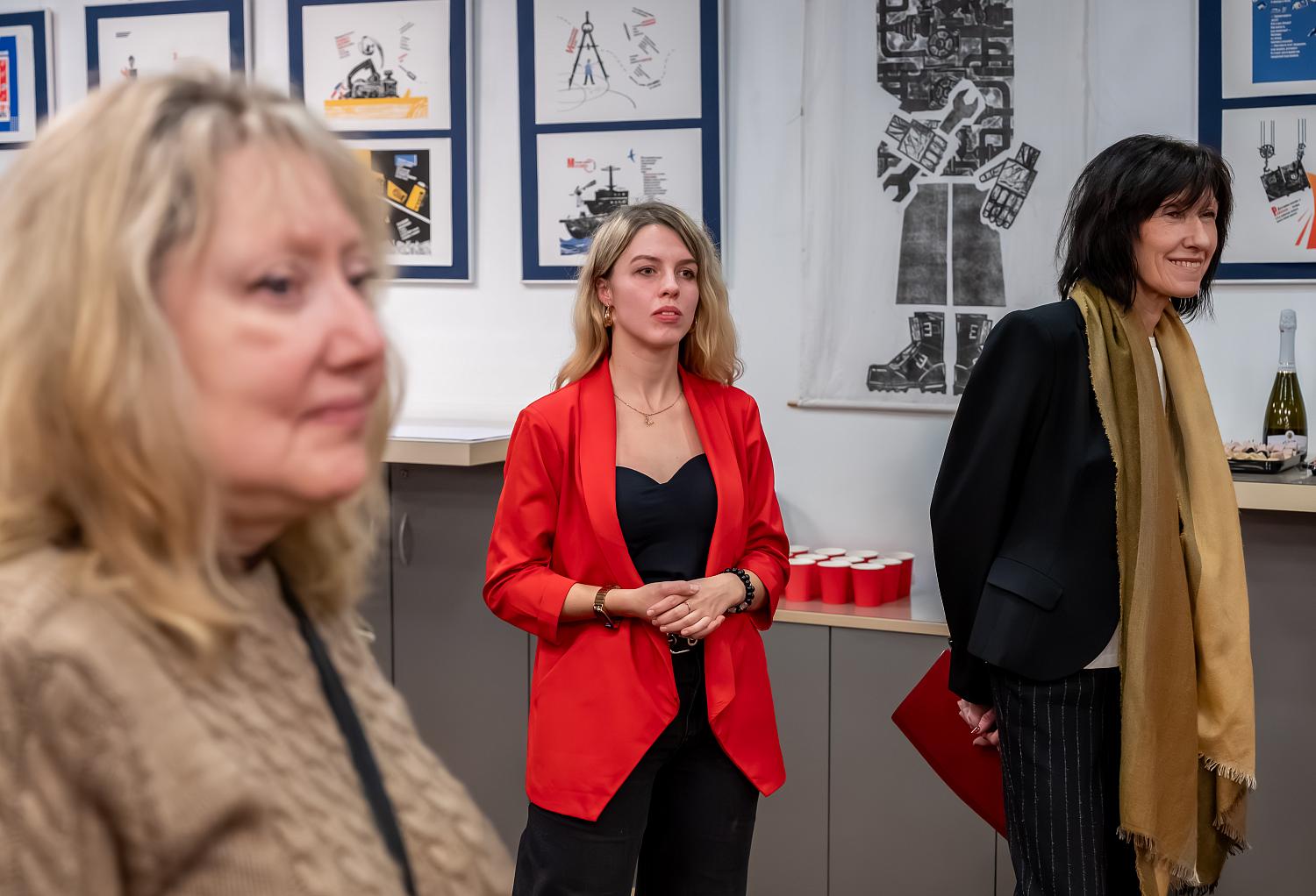 Цветущая сложность и индустриальная поэзия