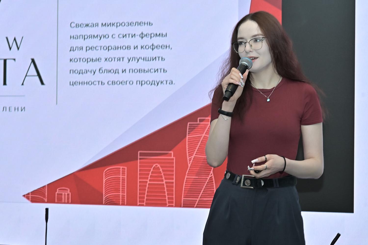 Акселерационный этап проекта «Начни свой бизнес с Москвой» набирает обороты: команды работают с менторами
