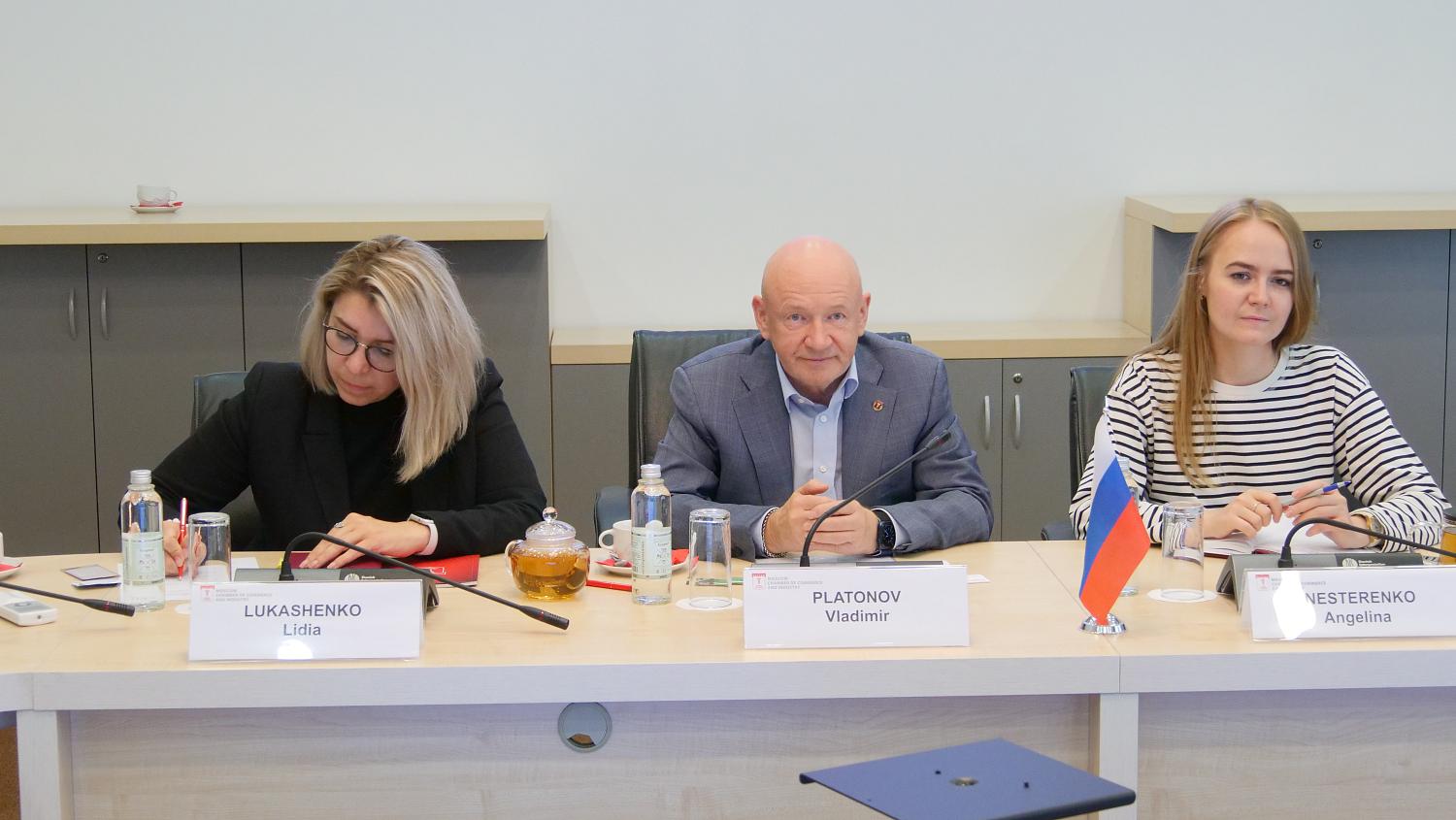 Московские предприниматели готовы оказать содействие в выводе на российский рынок аюрведической продукции из Шри-Ланки