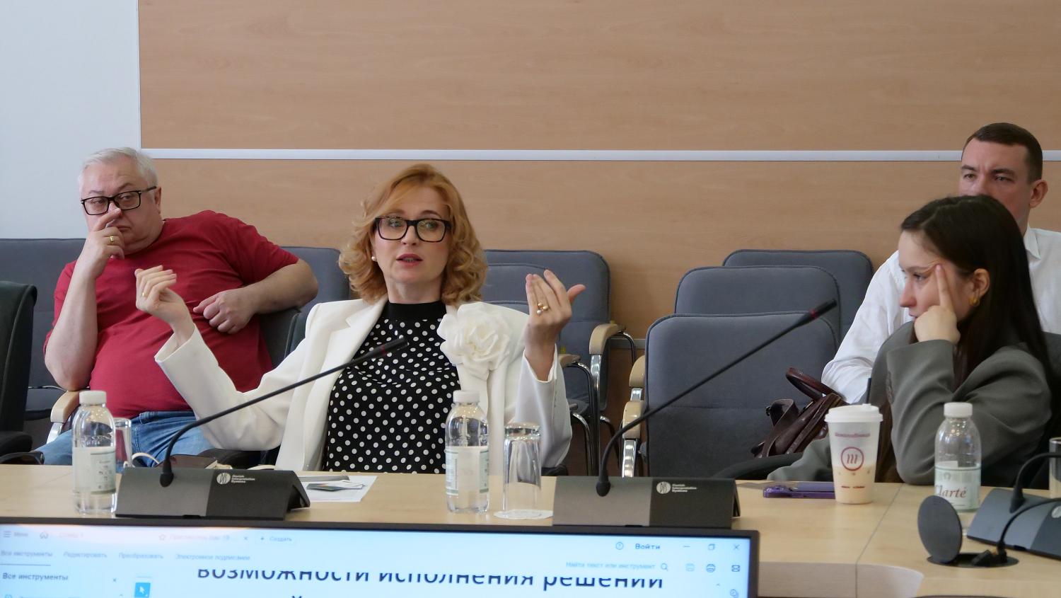 Эксперты обсудили долговую безопасность в ОАЭ