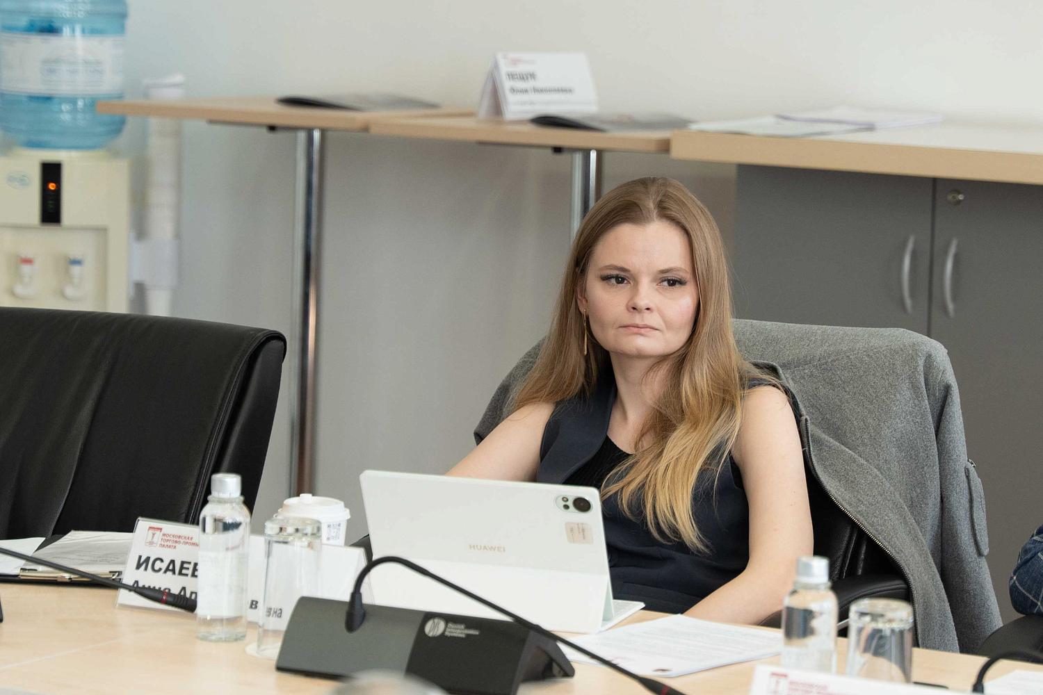 В фокусе обсуждений – повышение качества контрактов и снижение затрат