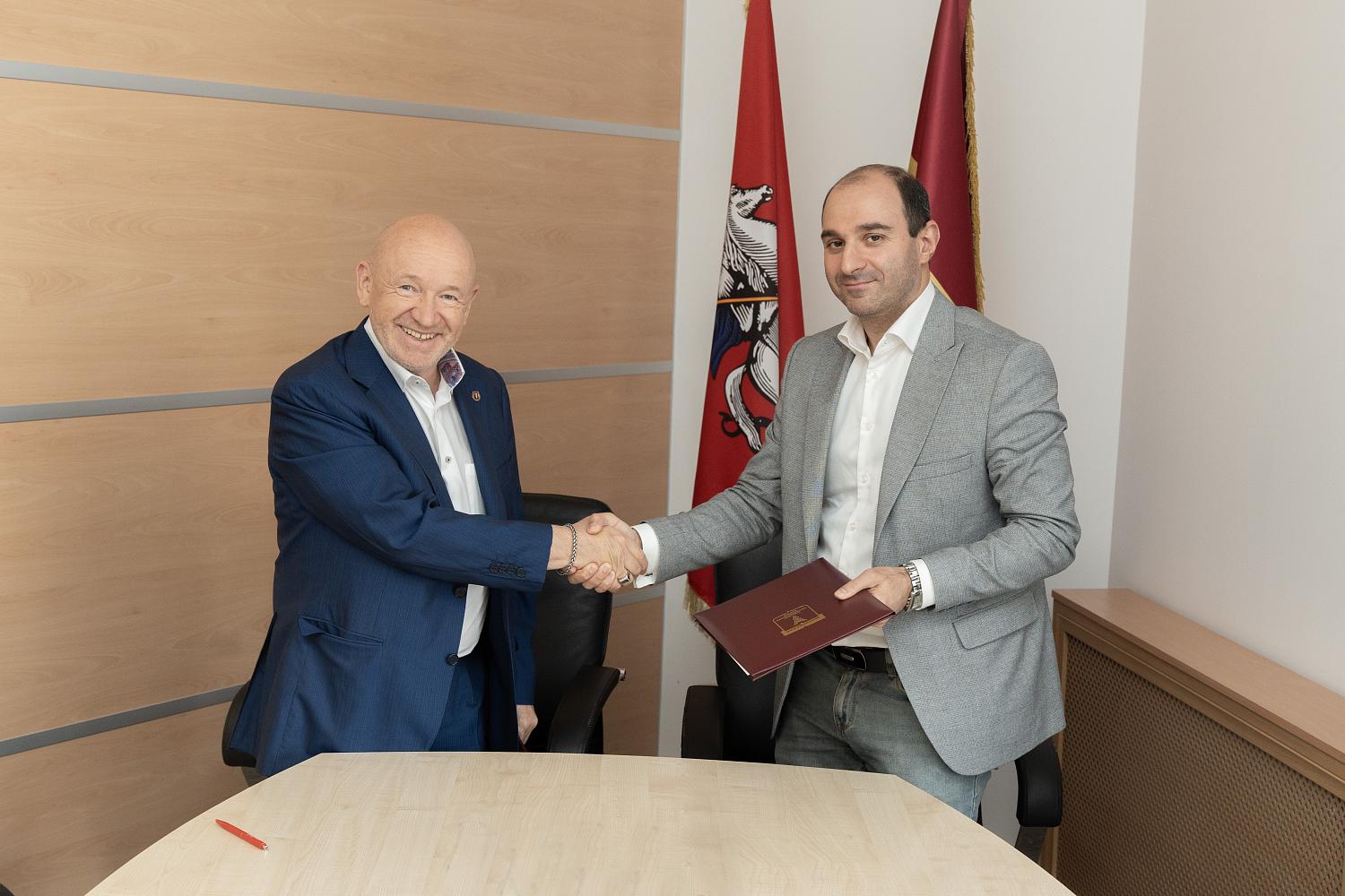 Еще один финалист Школы предпринимательства для иностранных студентов проходит стажировку на московском предприятии 