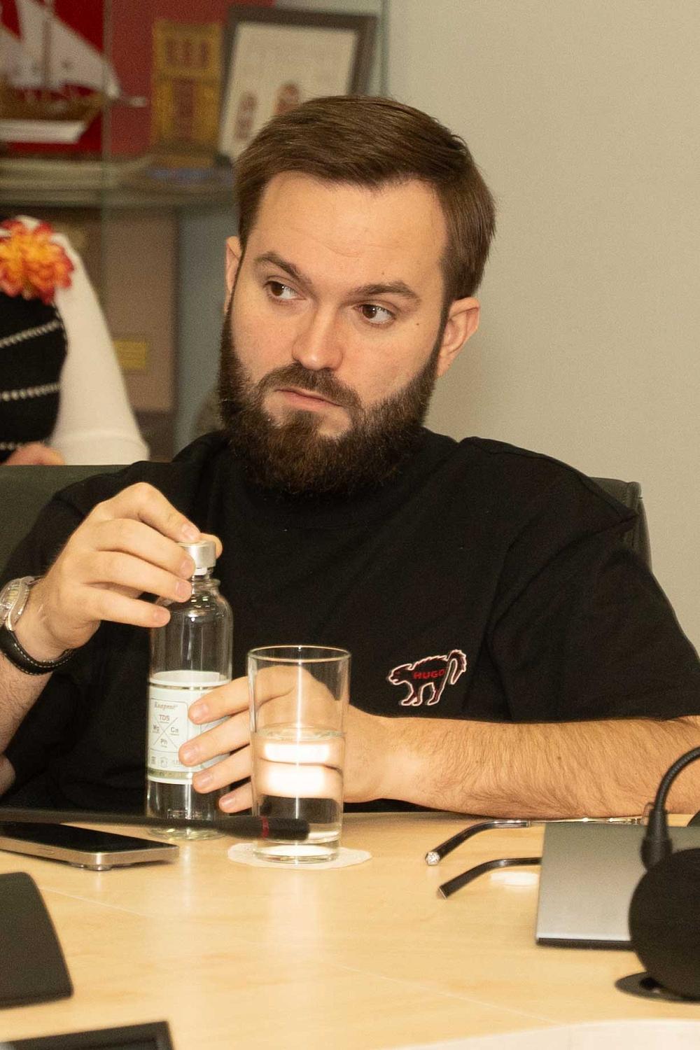 Маркировка рекламы в интернете по-прежнему вызывает много вопросов у предпринимателей и блогеров