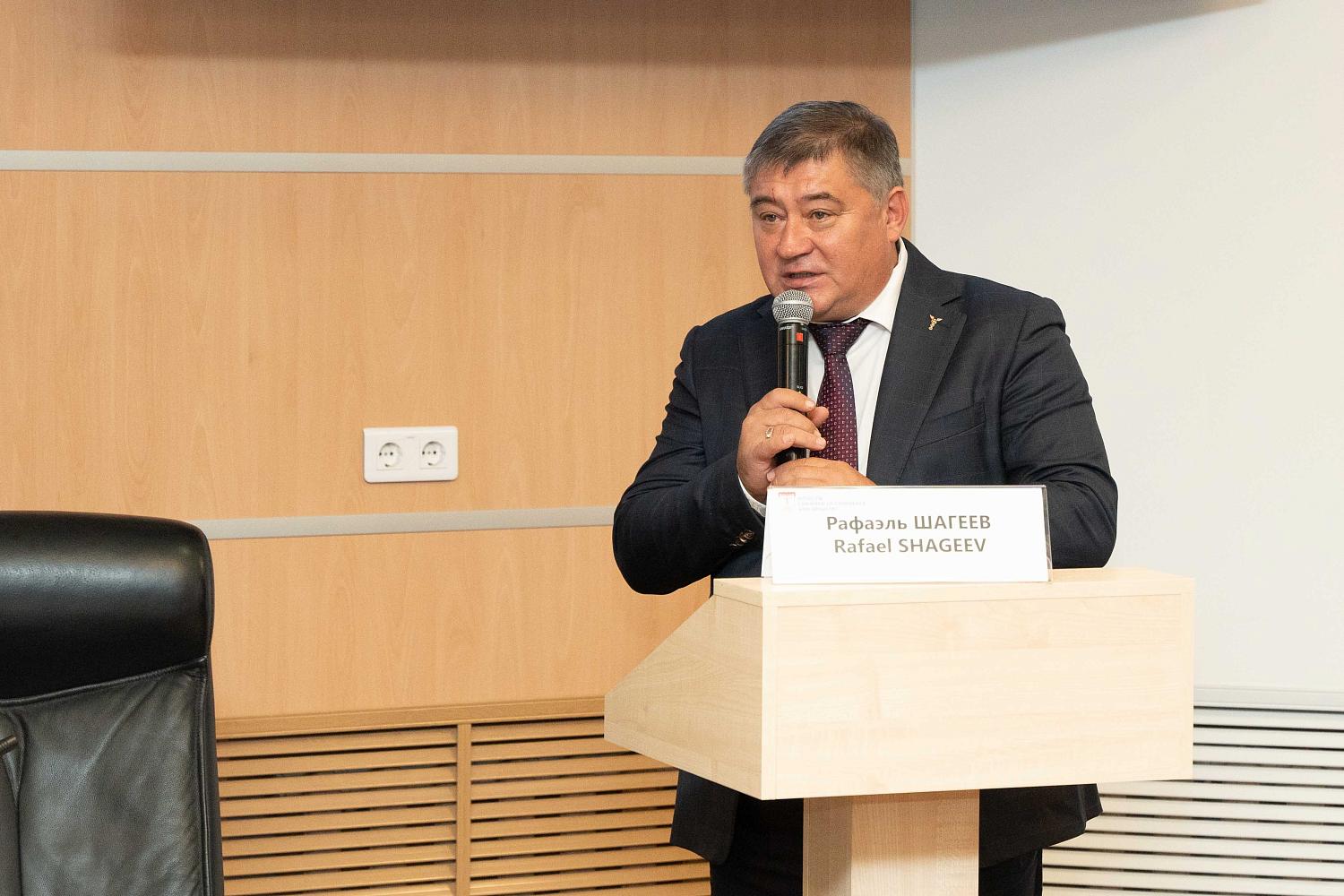 Дружеский нетворкинг накануне большого Форума