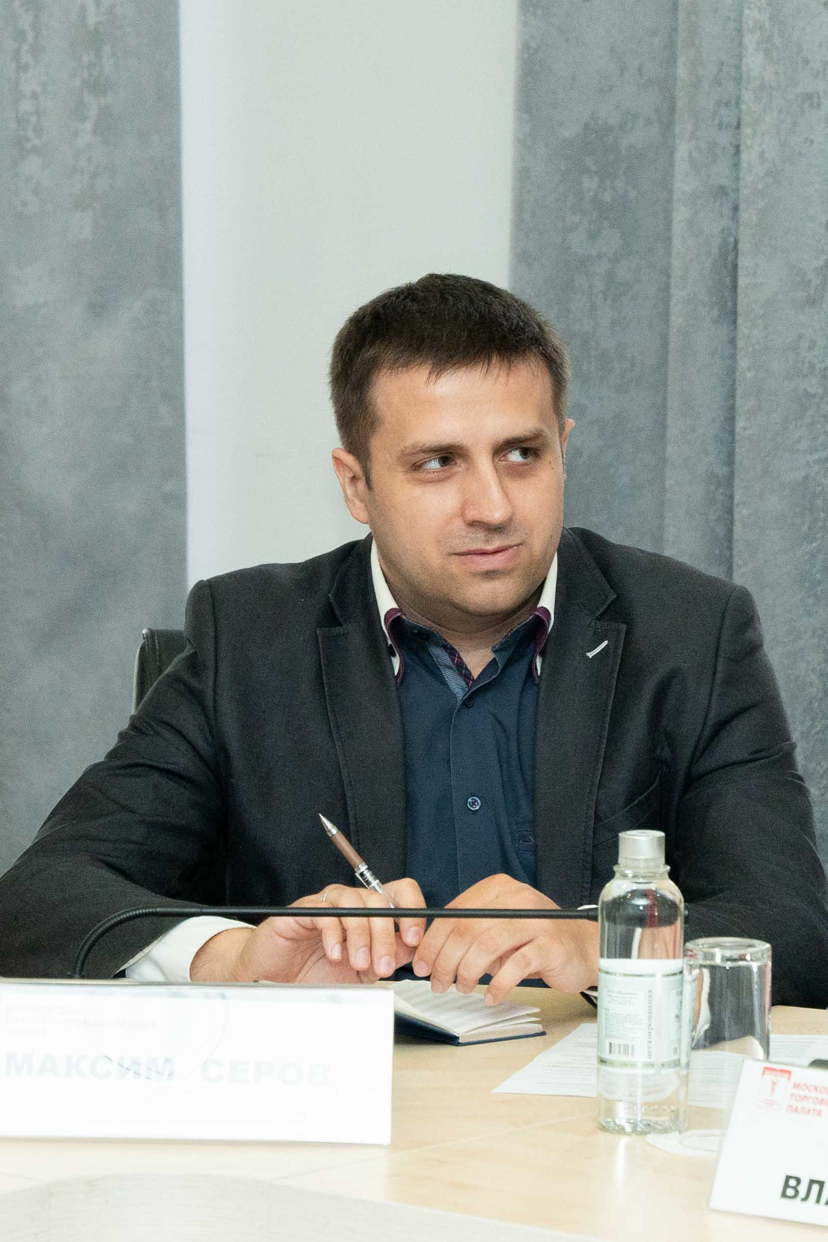 Специалисты обсуждают направления развития дополнительного образования в социальной сфере