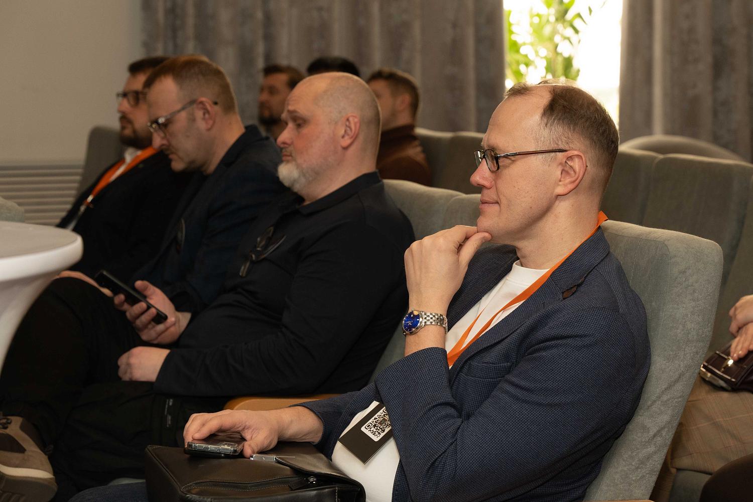 Предприниматели собрались, чтобы узнать о налогах, амнистии и судебной практике