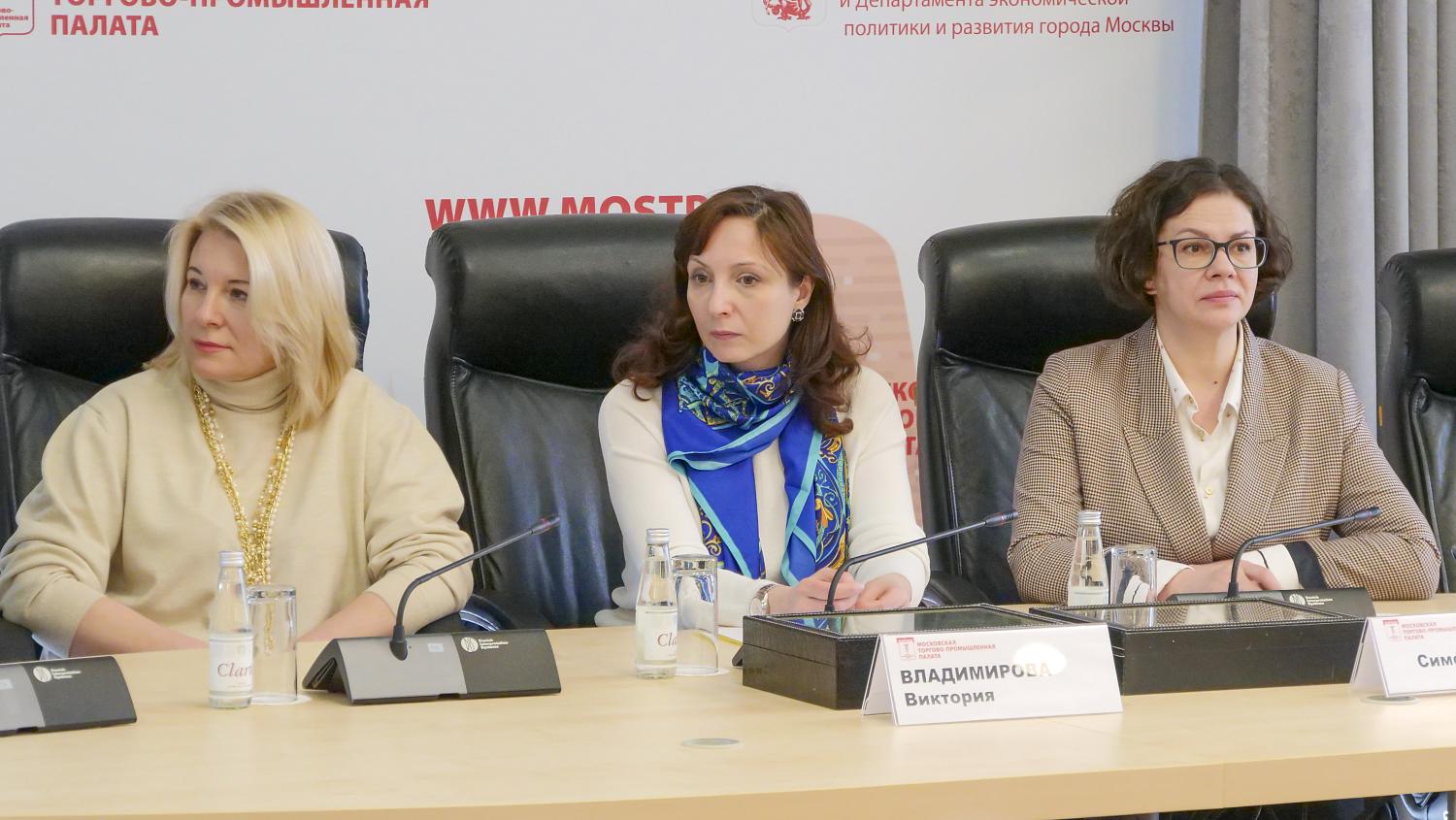 Молодые стилисты и дизайнеры представили социально ориентированные проекты