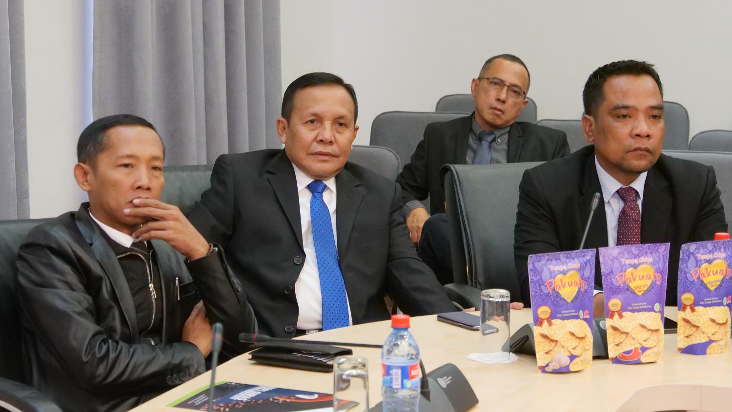 On that date, a delegation from Indonesia visited the Moscow Chamber of Commerce and Industry. The delegation included entrepreneurs from  various businesses of the East Java region.