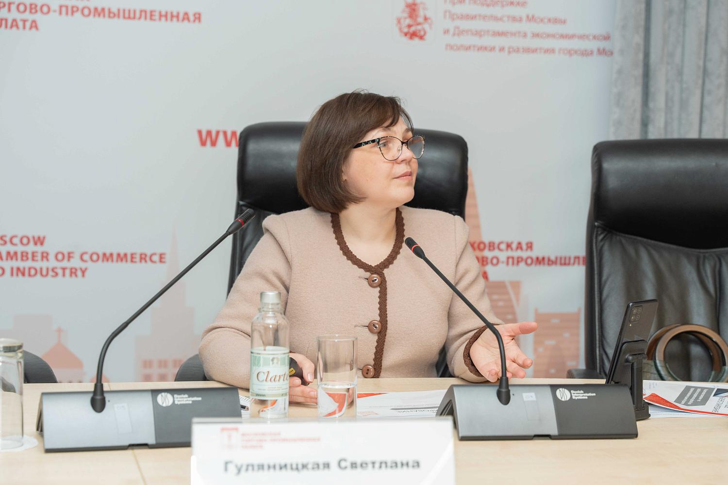 Эксперт в сфере маркетинга поделилась секретами успеха с иностранными студентами