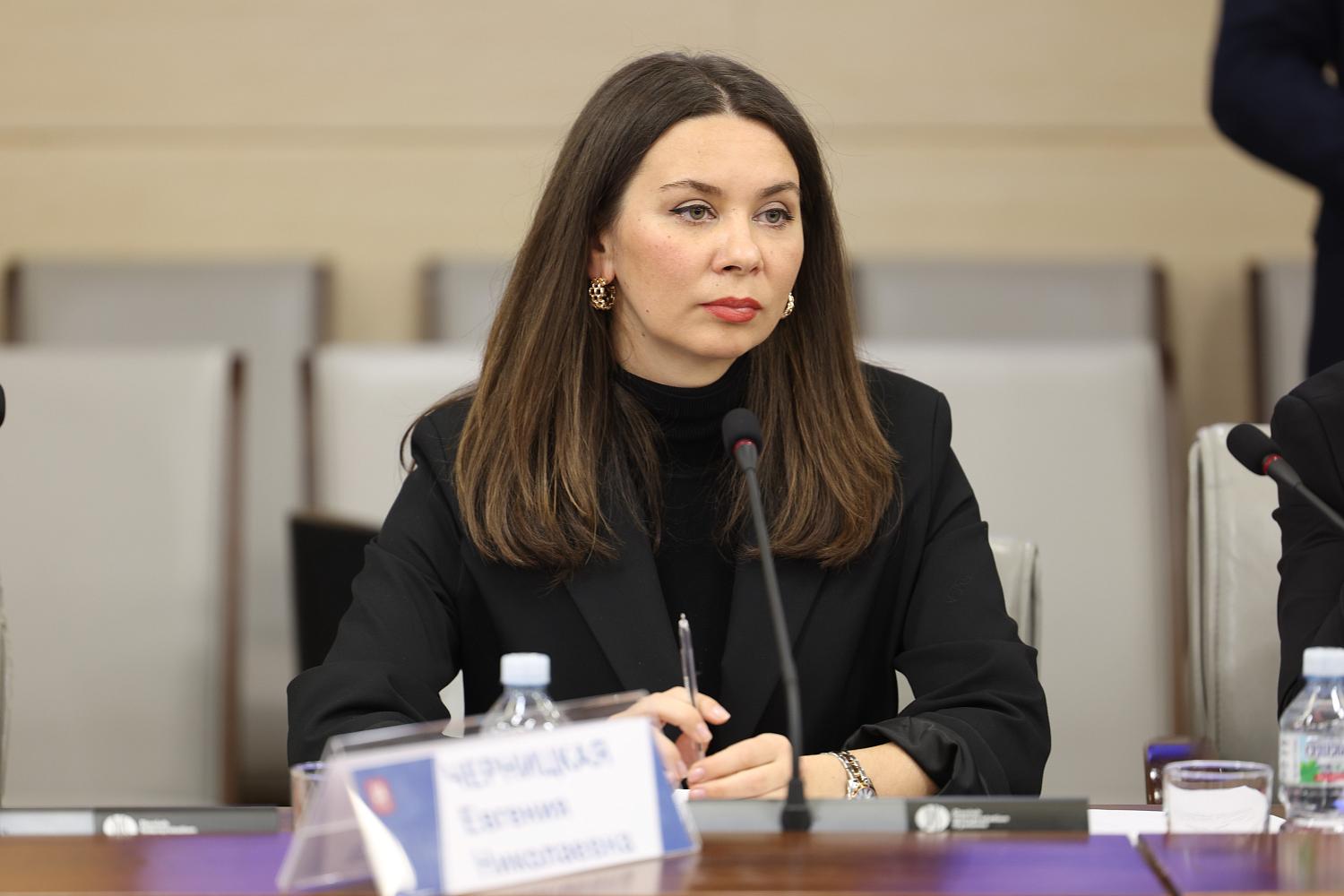 Владимир Платонов на площадке Мосгордумы предложил консолидировать позицию бизнеса по корректировке требований СанПиН