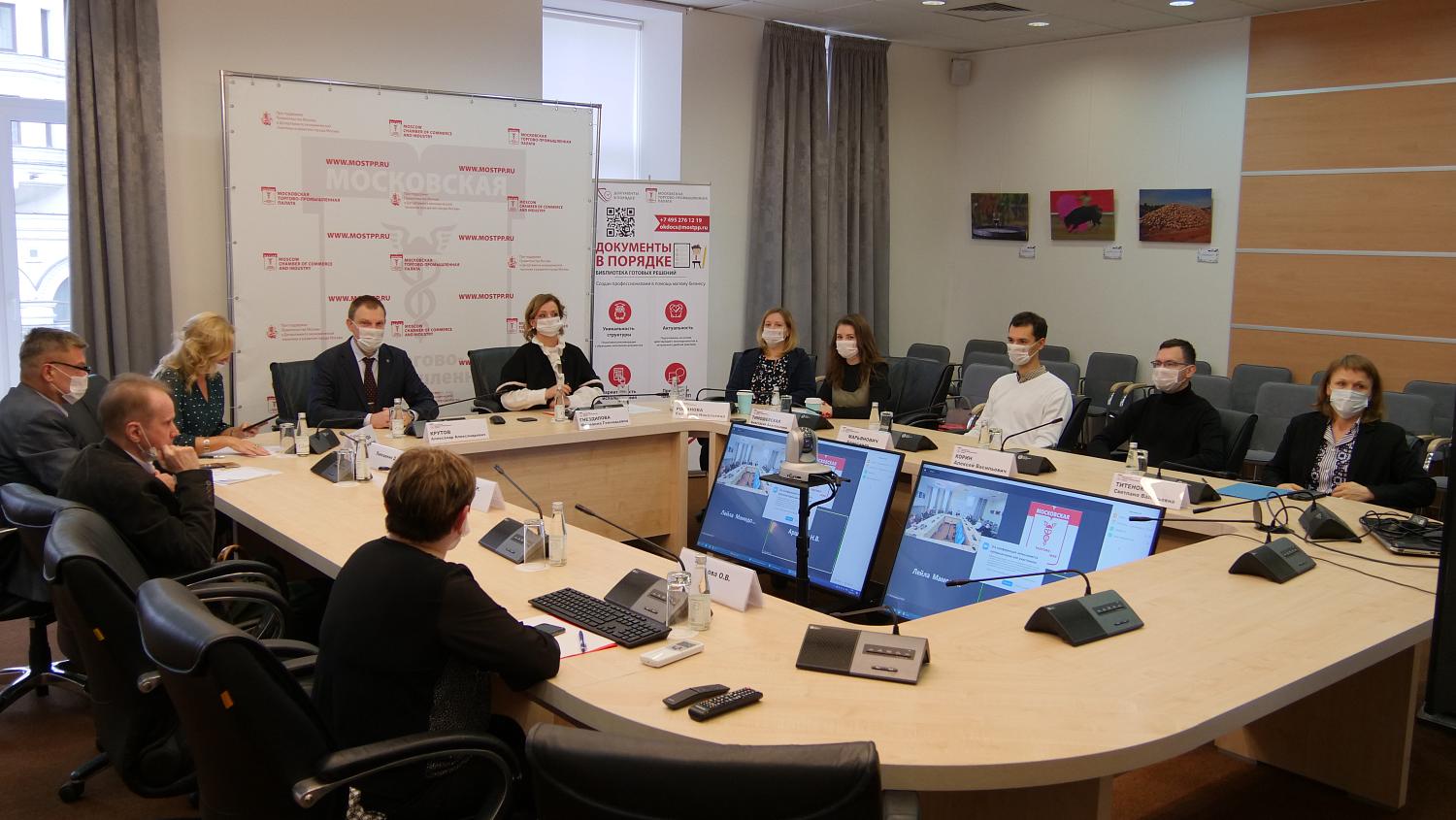 Город должен знать своих героев!