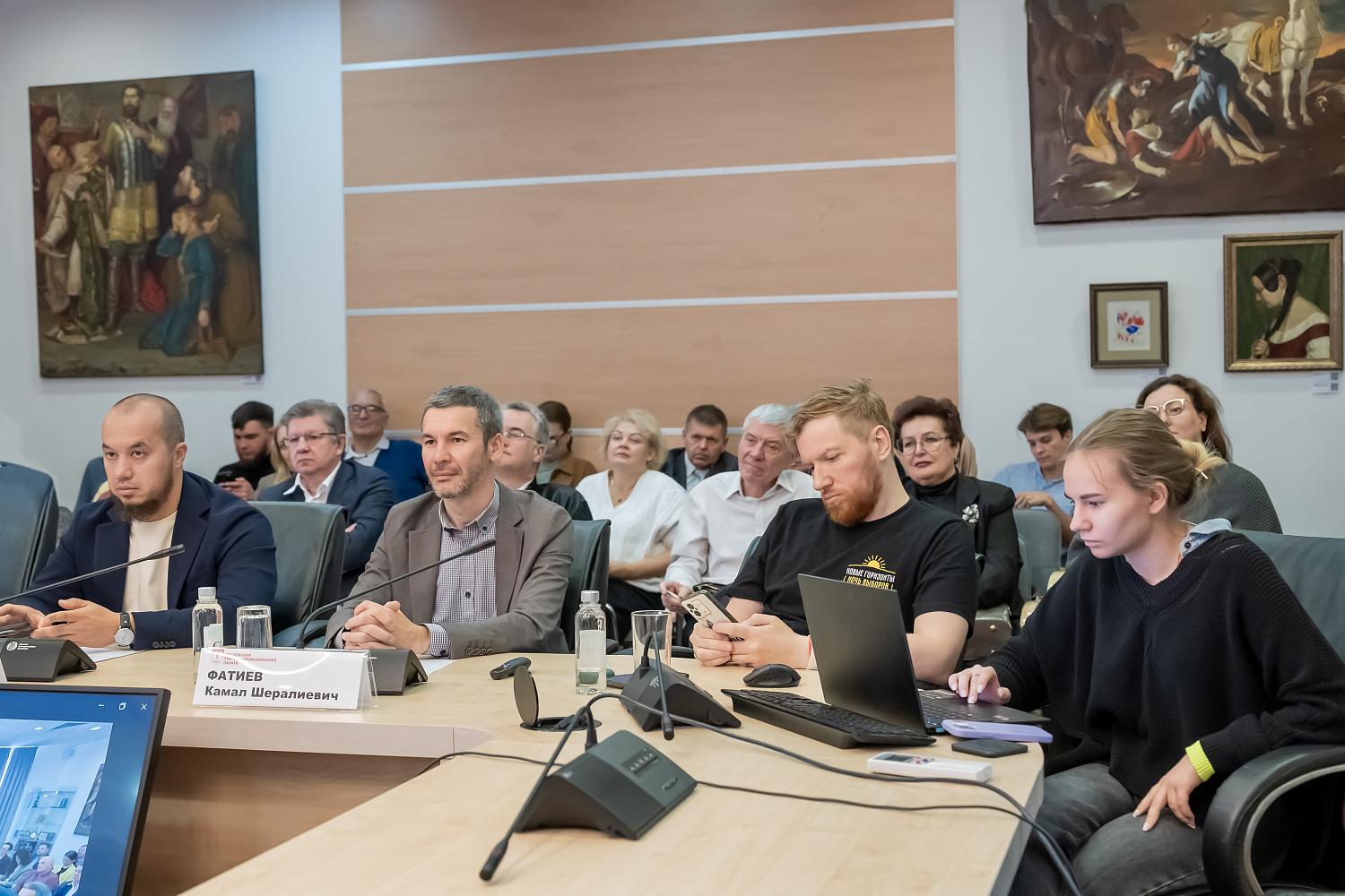 Эксперты обсудили перспективы практического внедрения исламского банкинга в России