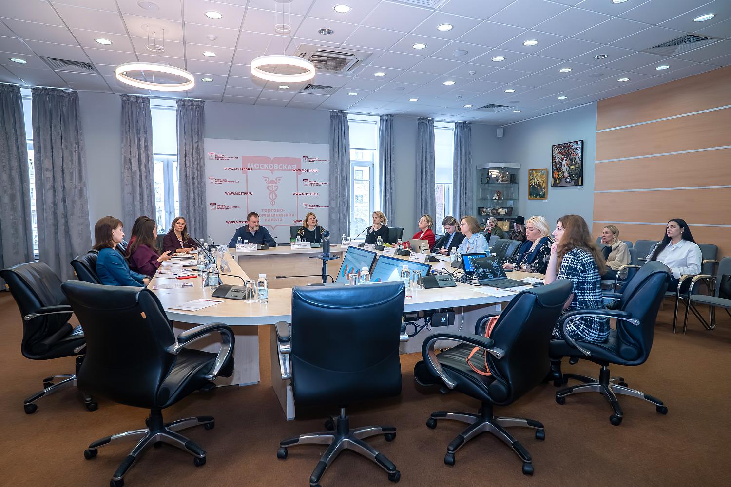 Эксперты обсудили проблему стресса – одну из самых актуальных тем в мировой психологической науке