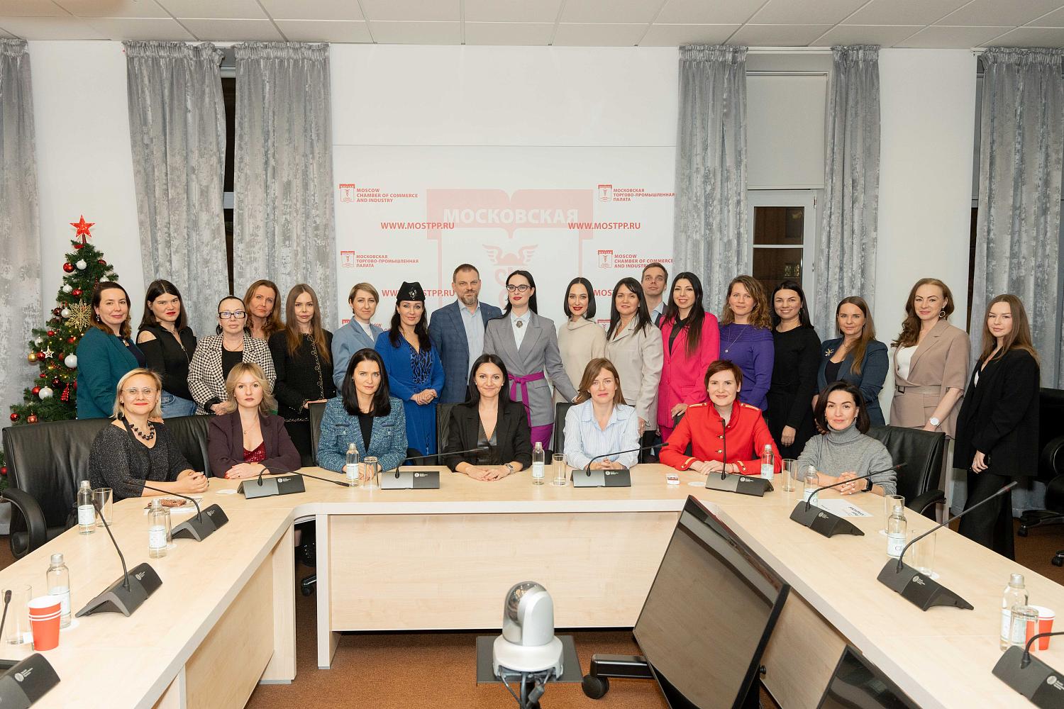 Обсуждены вопросы развития и объединения деловых сообществ 