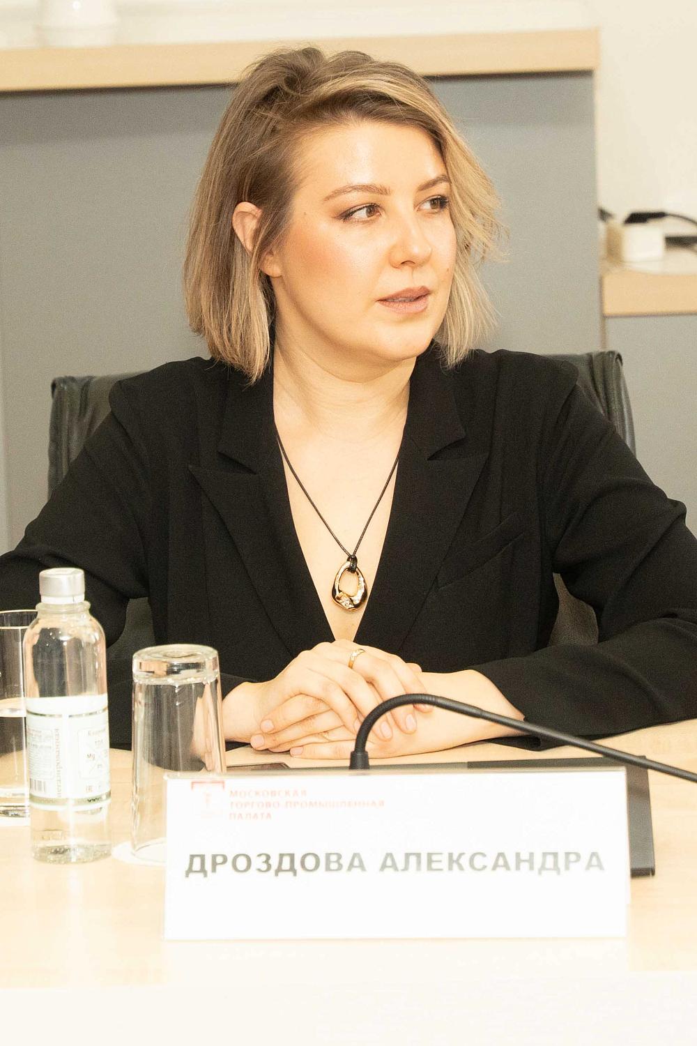 Индустрия моды и дизайна нуждается во всесторонне образованных кадрах