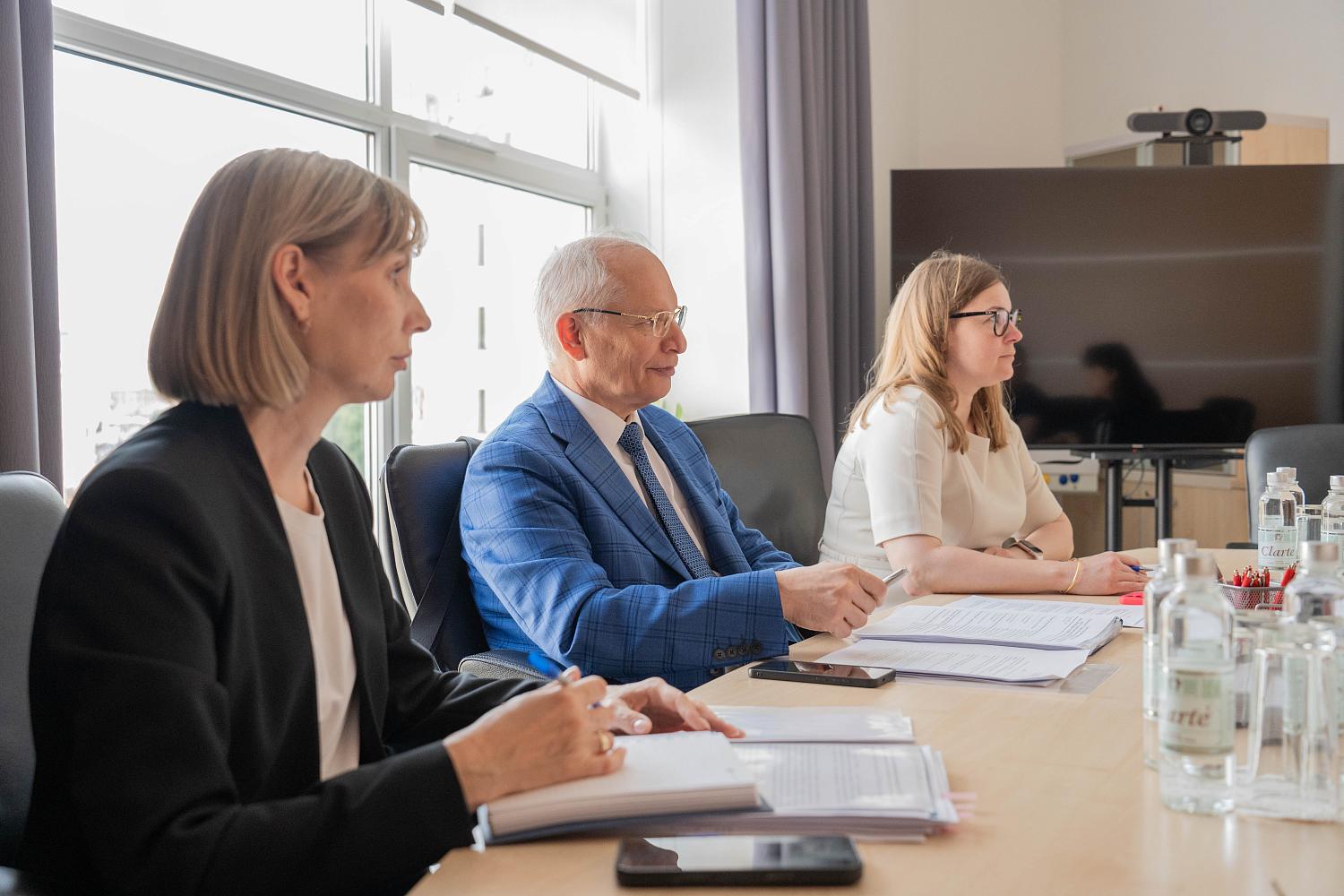 Представители МТПП, Банка России и бизнес-сообщества обсудили экономическое развитие страны