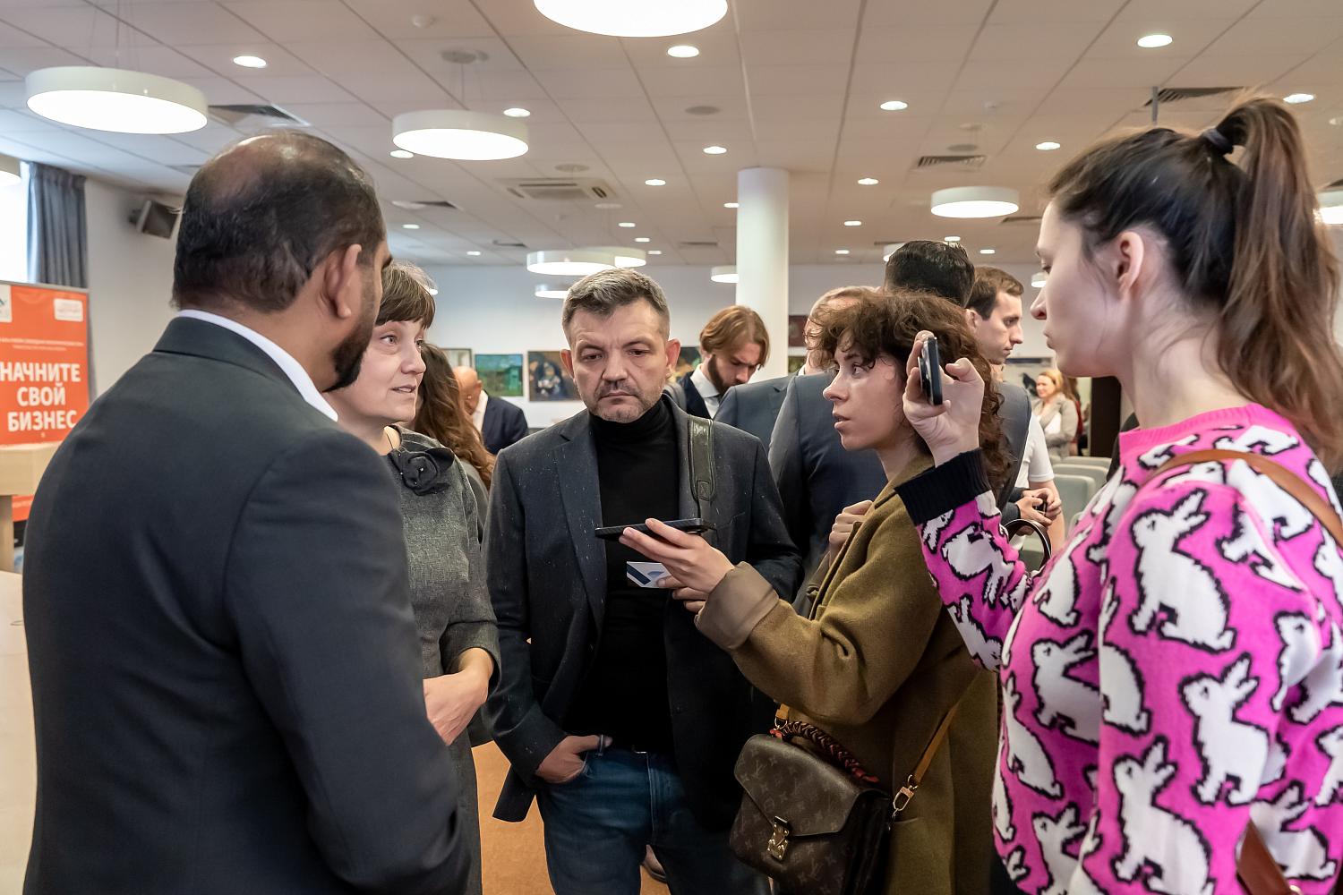 Офис в Эмиратах открывает большие возможности