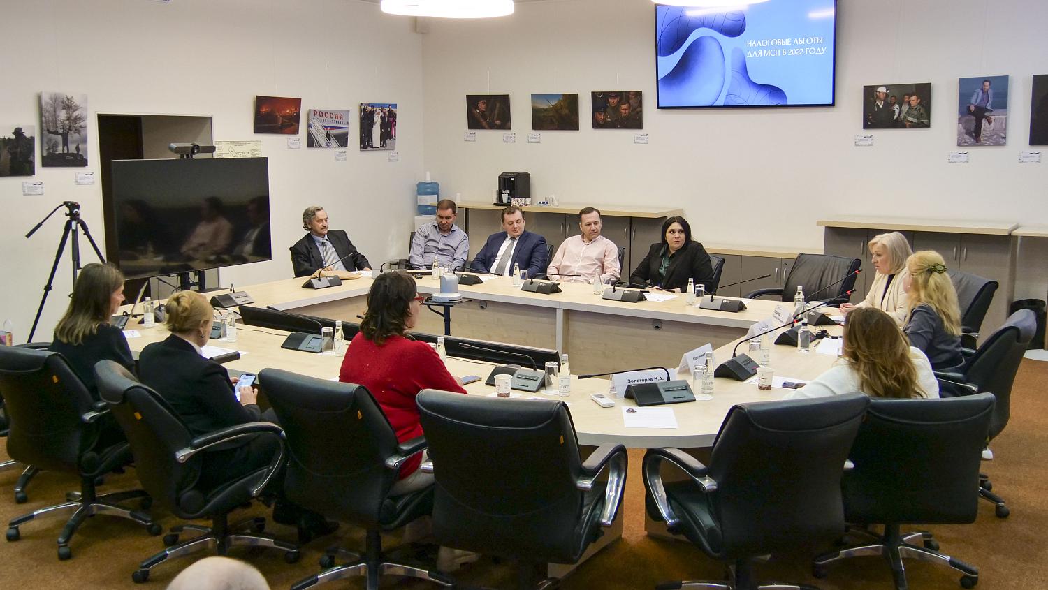 Предприниматели поделились опытом выживания в условиях санкционного давления