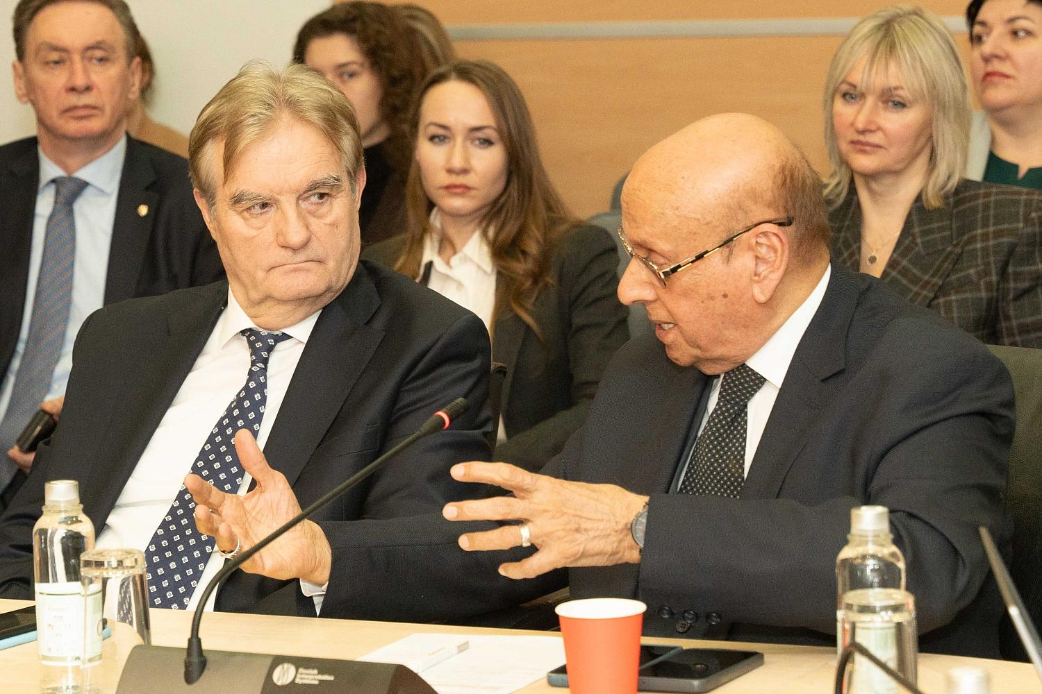 Эксперты по внешнеэкономической деятельности обменялись опытом и поделились проблемами