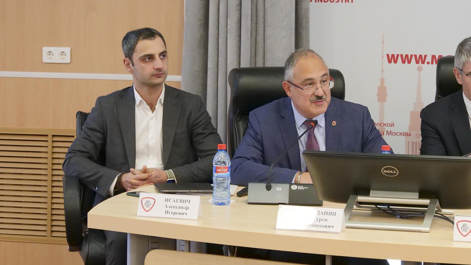 Предприниматели ЦАО напрямую пообщались с представителями власти 