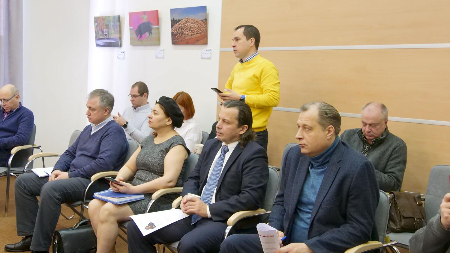 Предприниматели поделились опытом выживания в условиях санкционного давления