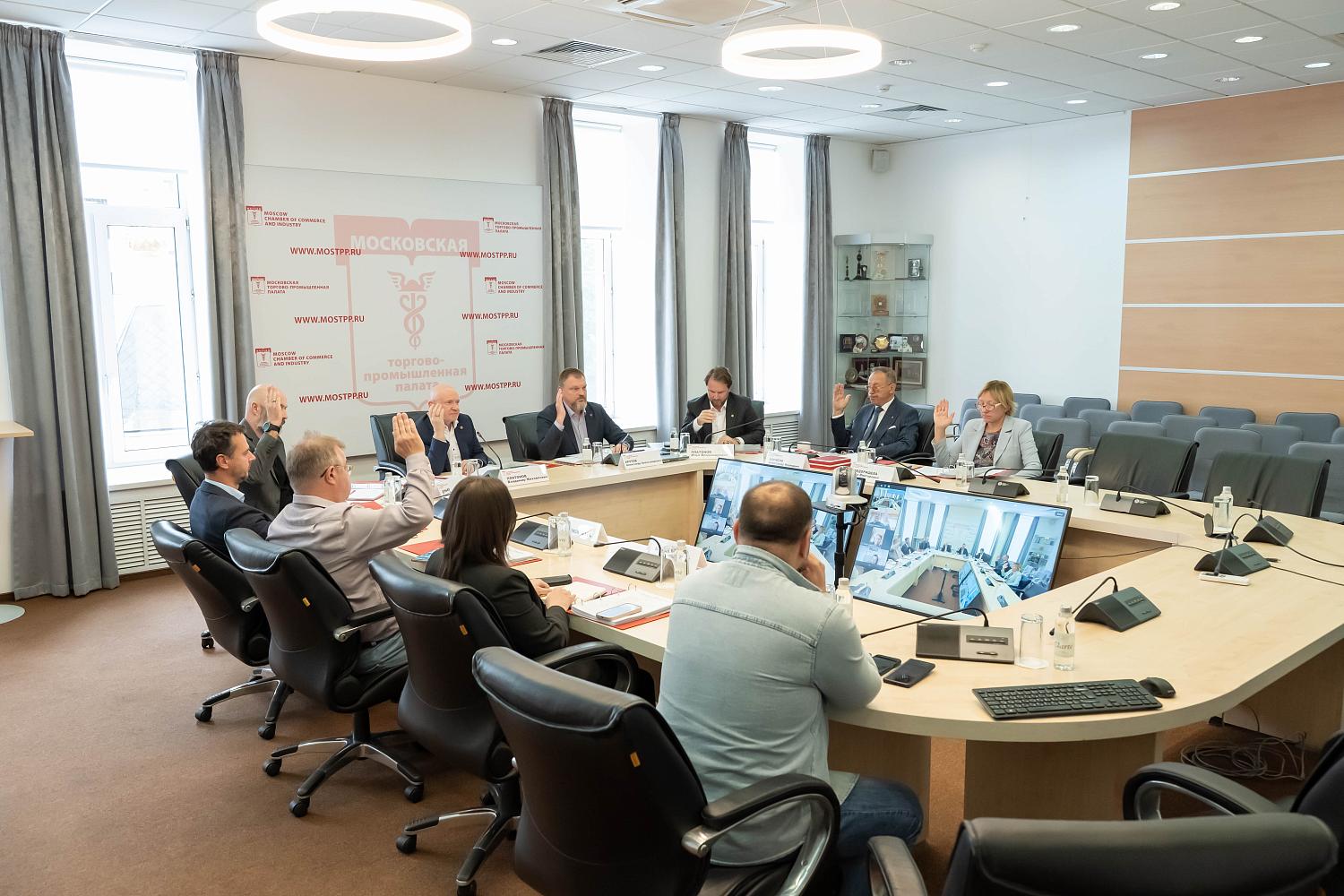 МТПП обновляет фирменный стиль и отмечает вклад столичных предпринимателей