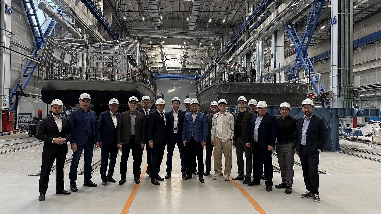 Судостроители из регионов России посетили Московскую судостроительную верфь