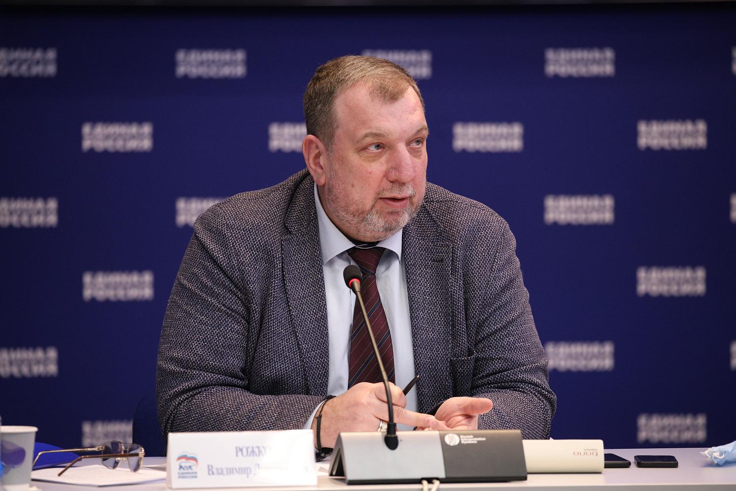 «МТПП объединяет юрлиц, но в любом бизнесе работают люди»: Владимир Платонов принял участие в обсуждении поправок к ФЗ о занятости