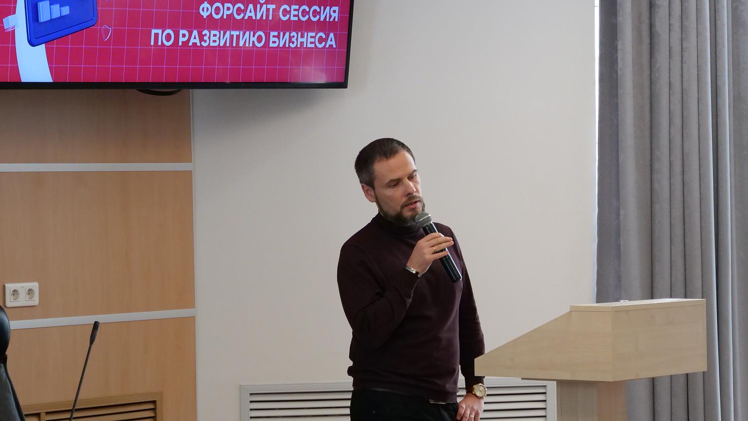 «При вступлении в Палату ваш голос усиливается многократно!»