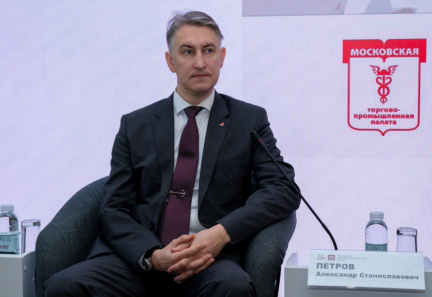 В центре внимания – развитие судостроения