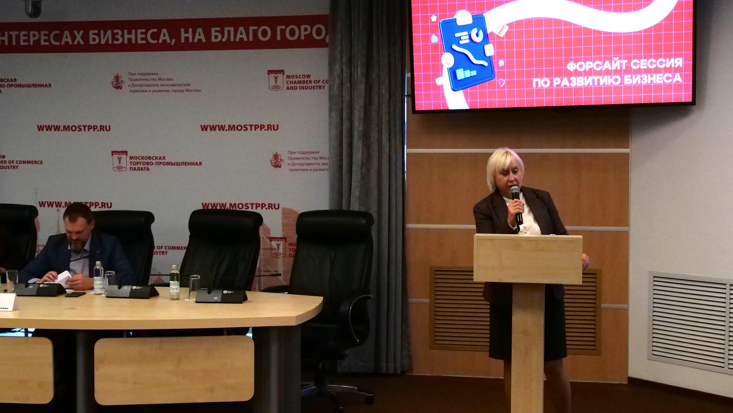 «При вступлении в Палату ваш голос усиливается многократно!»