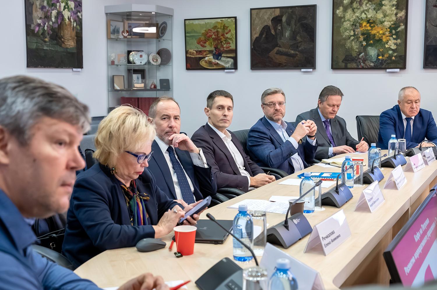 Корпоративное управление между глобальными трендами и российской реальностью