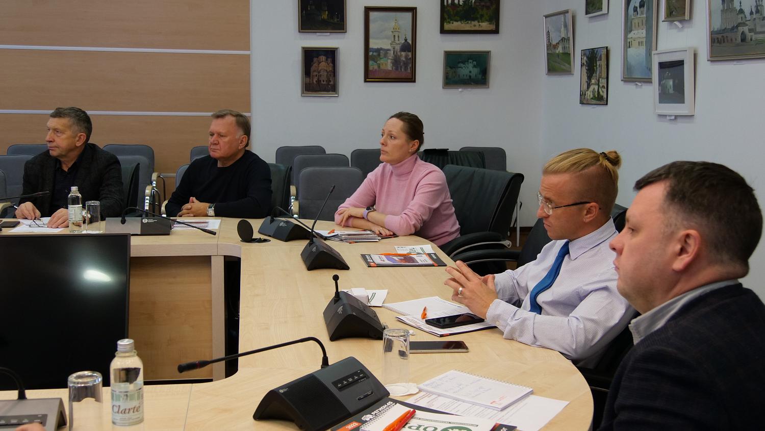 Специалисты обсудили перспективы развития института посредников