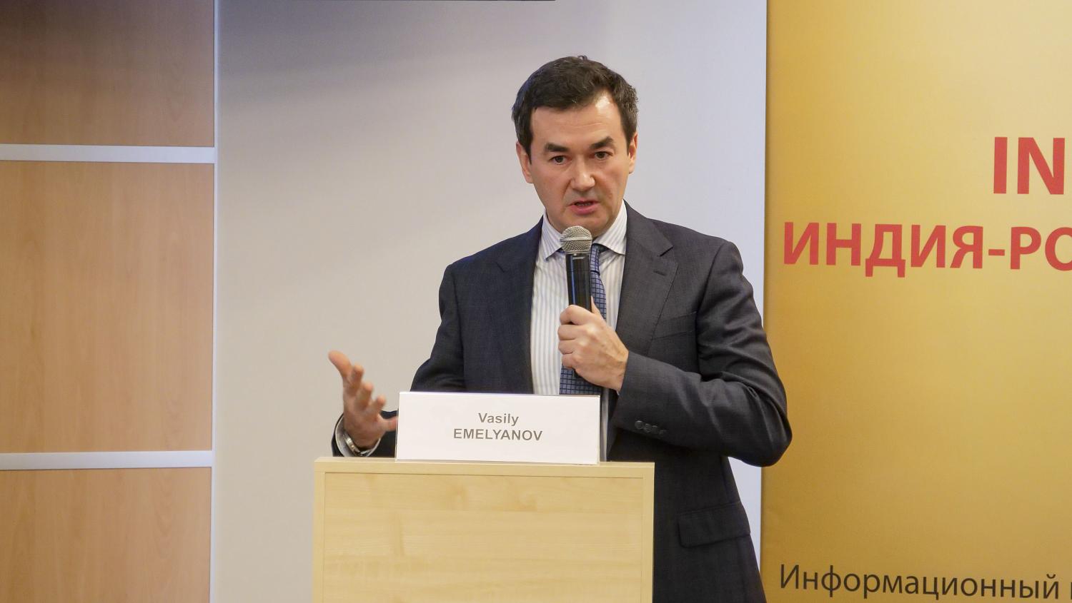 «Мир встречает Индию»