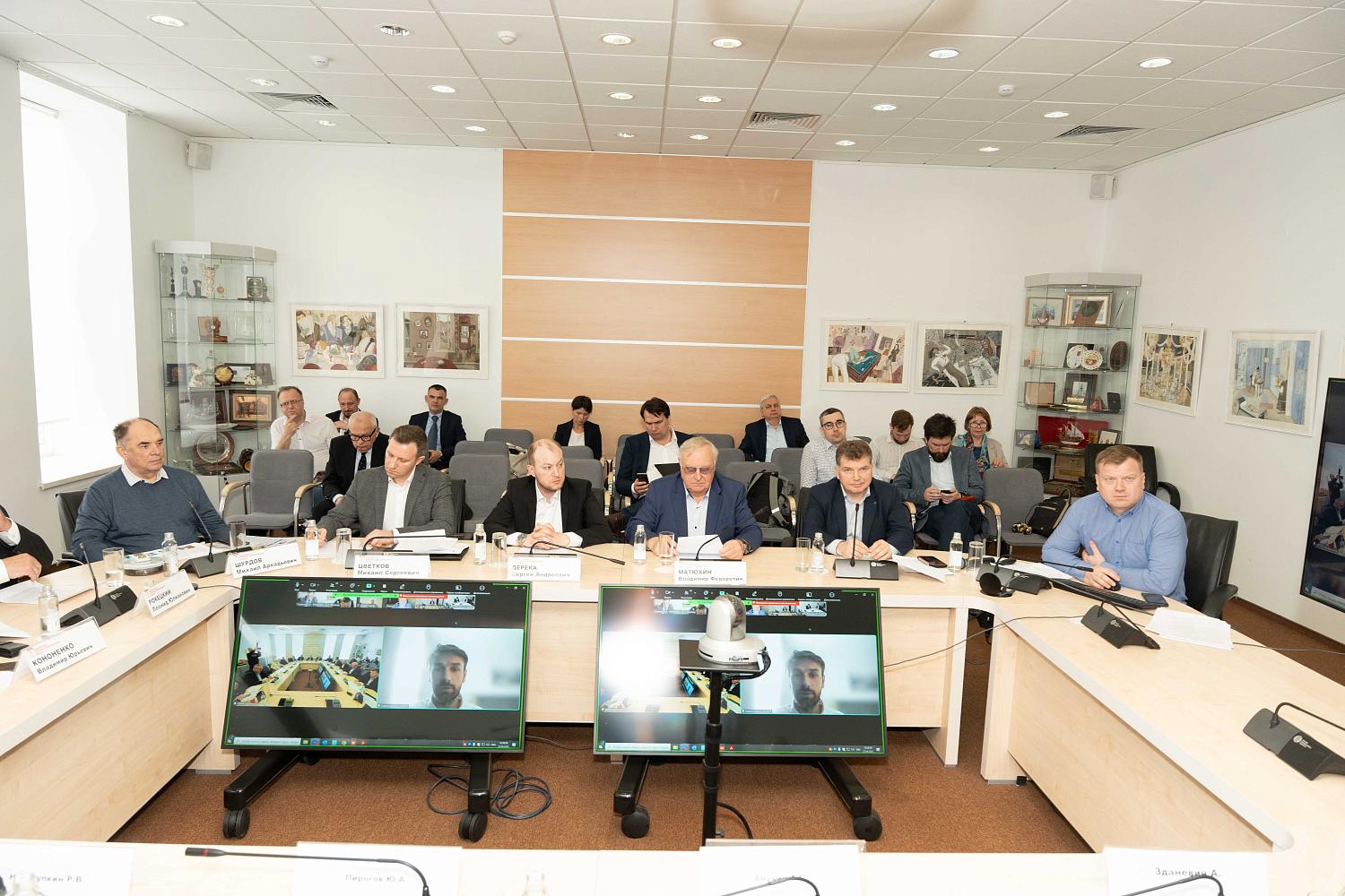 Энергетики обсудили состояние и перспективы развития силовой электроники