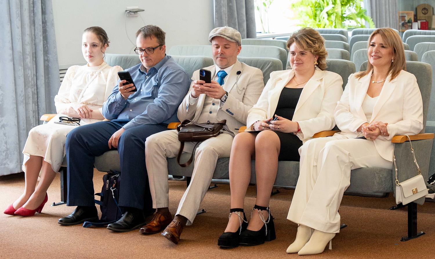 «Договориться нельзя судится» - где ставят запятую медиаторы и адвокаты?