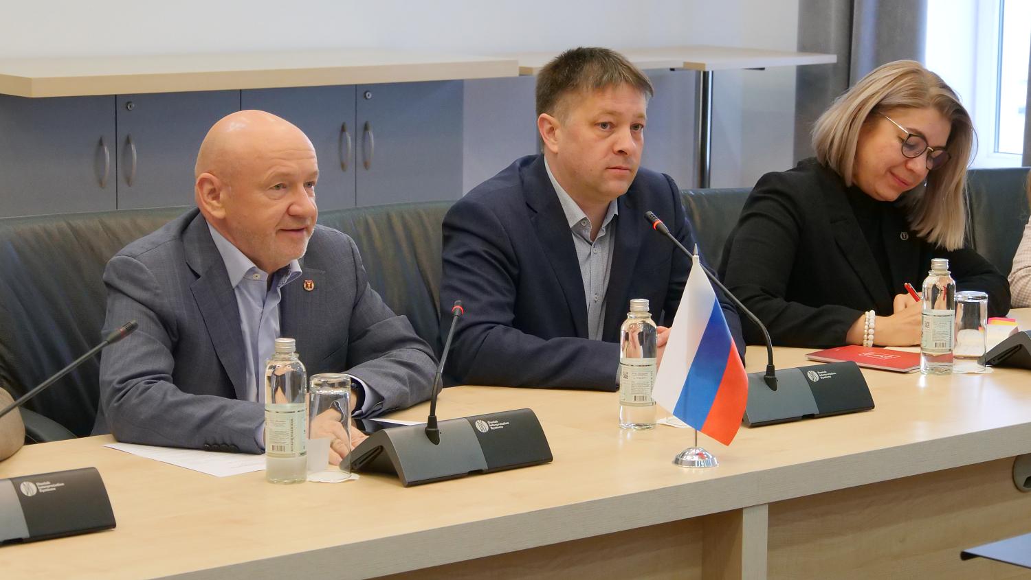 Иранские предприниматели готовы поставлять в Москву овощи, сухофрукты и чеснок