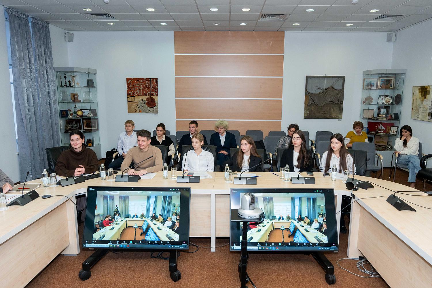 Призеры Кейс-чемпионата по экономике и предпринимательству представили свои проекты на площадке МТПП