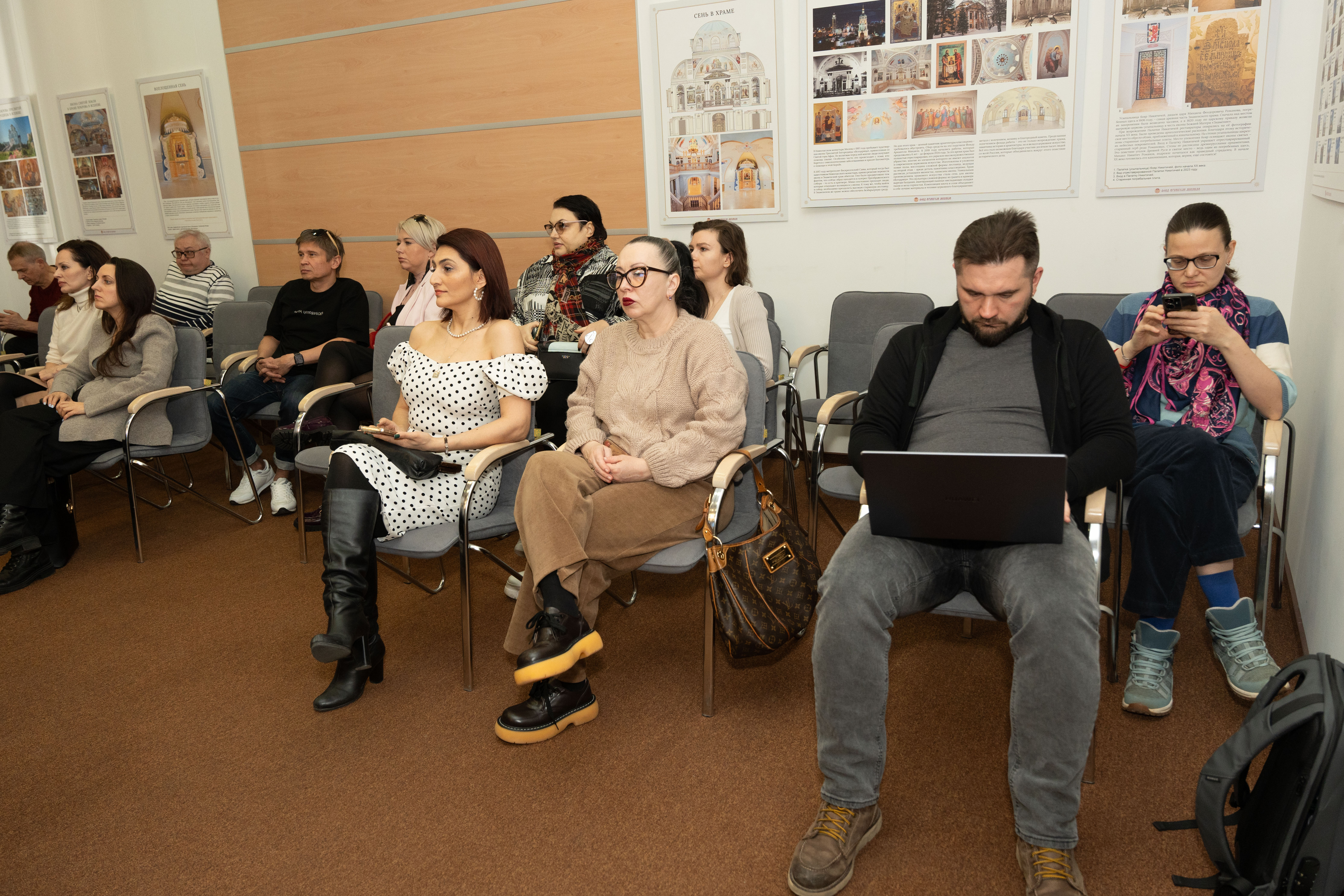 Бизнесменам рассказали, чем их компаниям могут помочь психологи и коучи