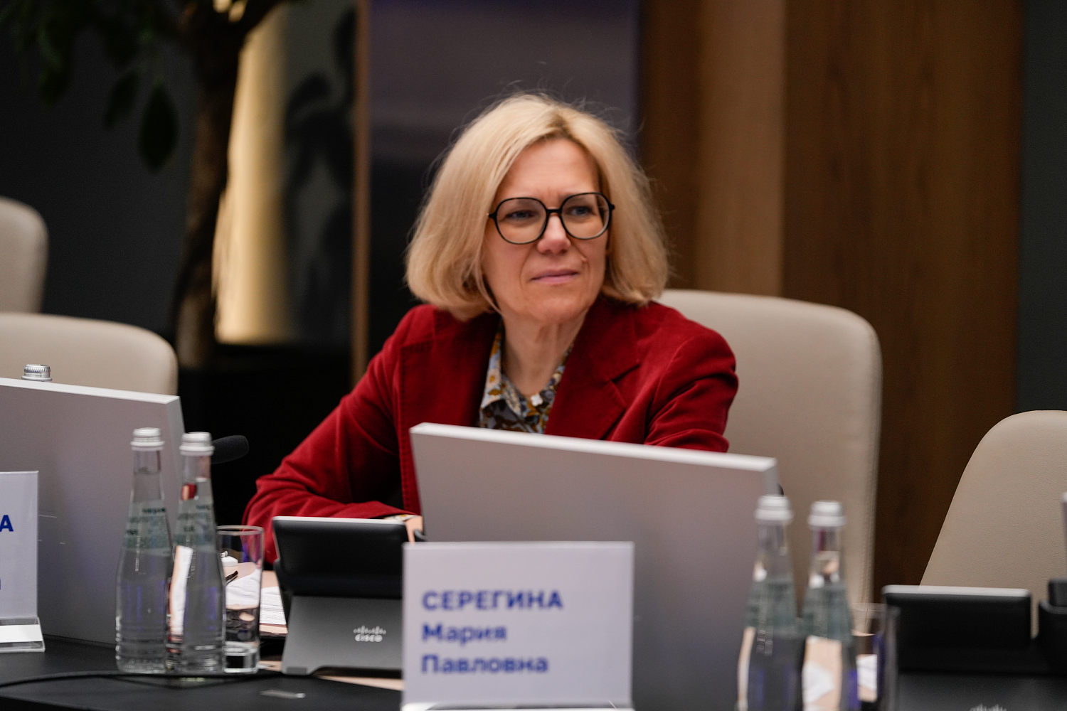 Специалисты обсудили проблемы, связанные с экономическими санкциями