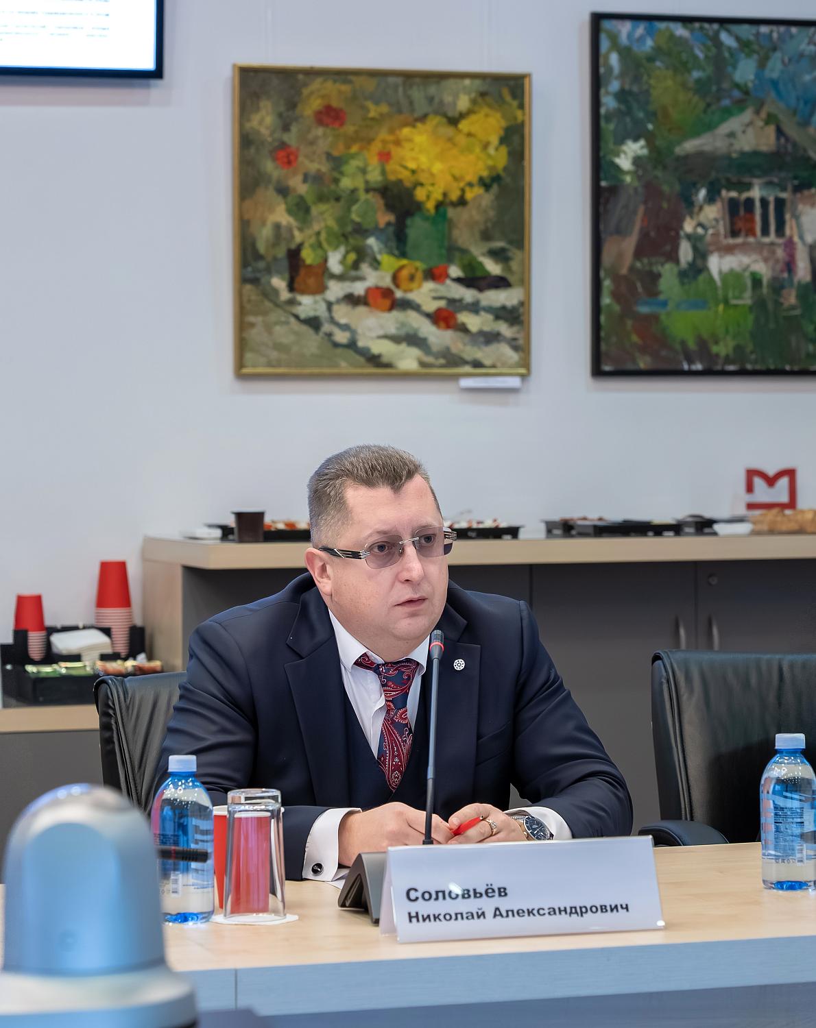 Корпоративное управление между глобальными трендами и российской реальностью