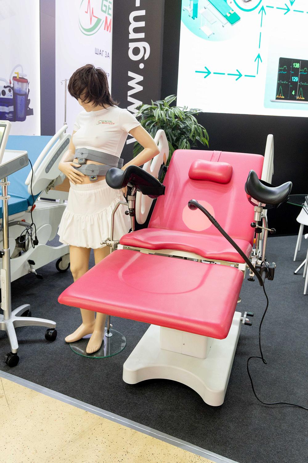 МТПП представляет медицинские инновации на международной выставке «Здравоохранение-2024»