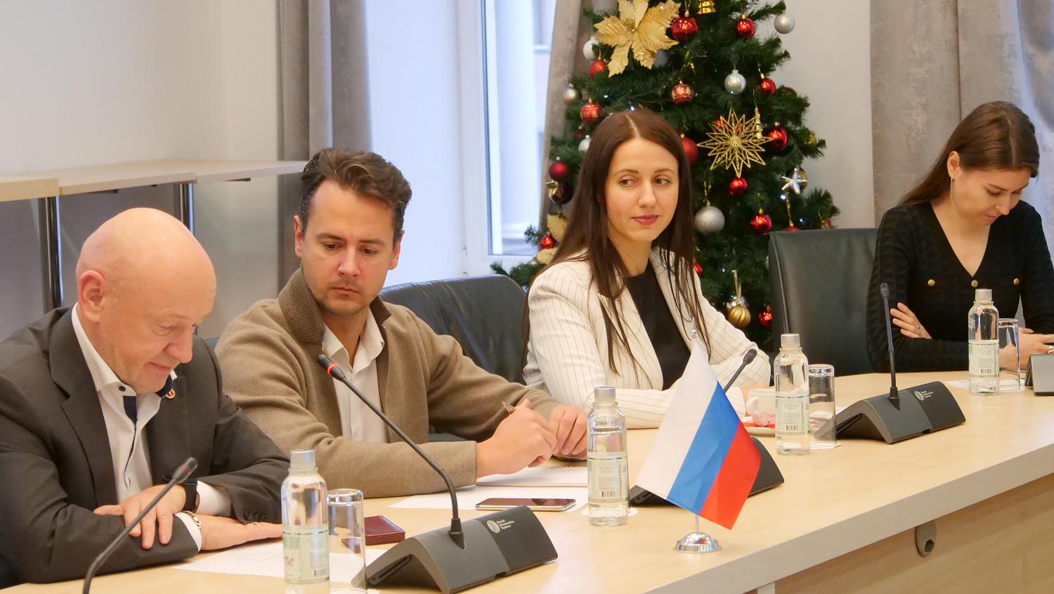 Представители легкой промышленности России и Шри-Ланки обсудили возможности развития сотрудничества
