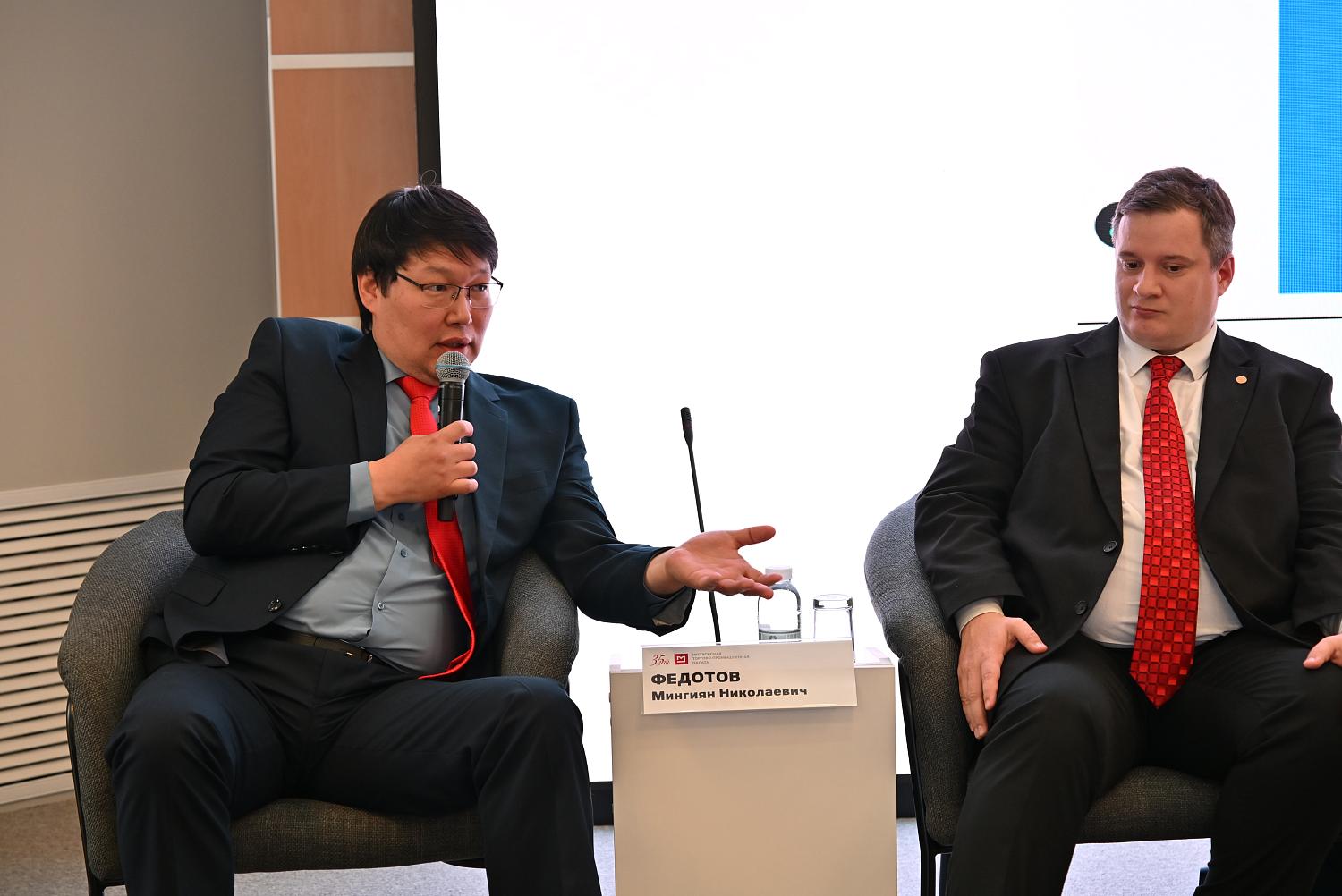 Эксперты рассмотрели долговые проблемы строительной отрасли 