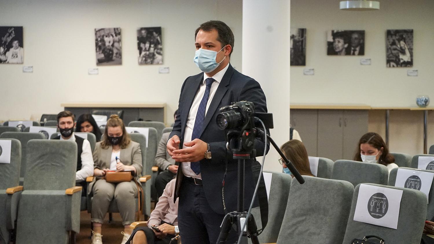Владимир Платонов: «Сохранение экономического потенциала города – одна из основных задач властей»