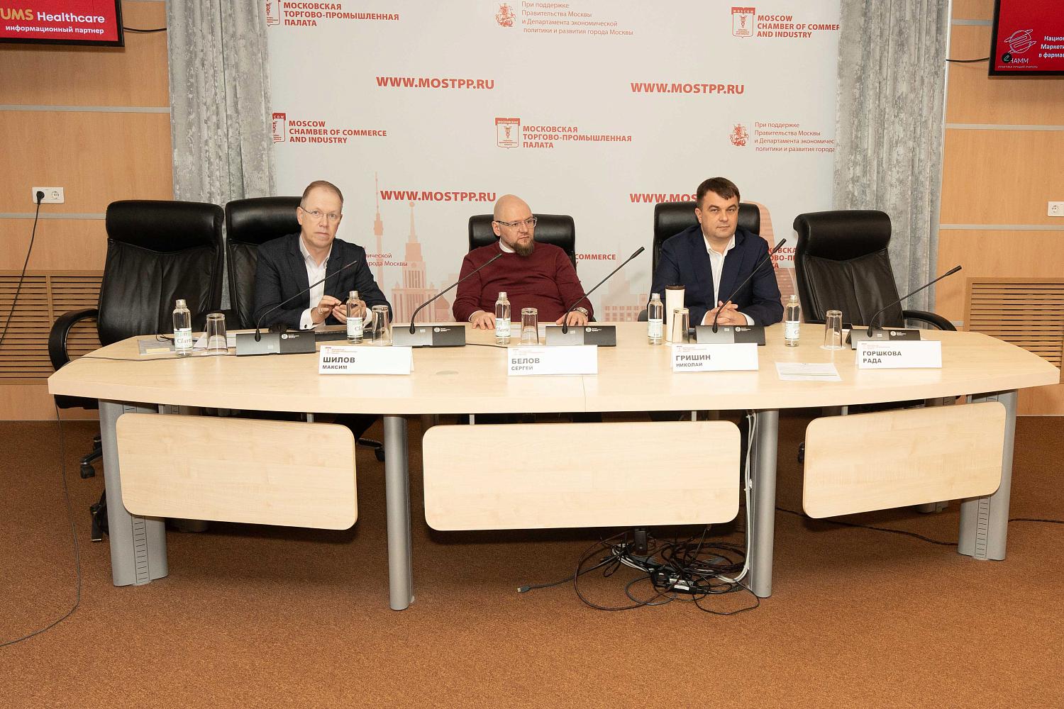 В фармацевтических маркетинговых стратегиях важен многоканальный подход